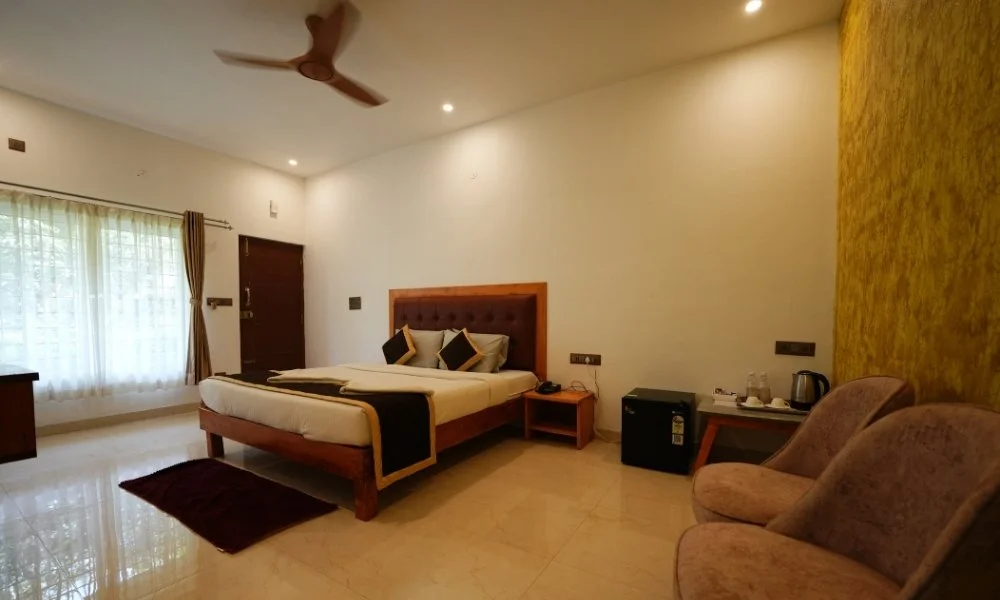 Nirvana double room interior at Suggee Resort