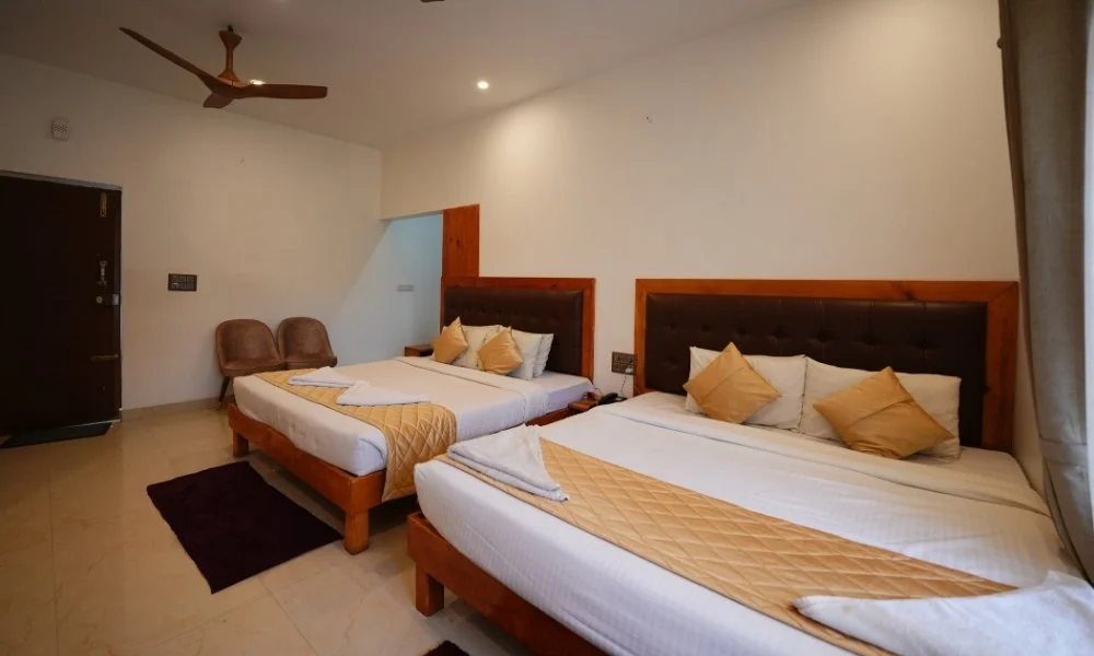 Nirvana 4 sharing room interior at Suggee Resort